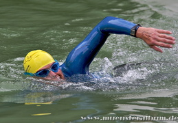 Traditioneller Abschlußschwimmer Jens Müller vom TCM.