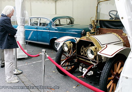 Oldtimershow mit mehr als 40 Fahrzeugen