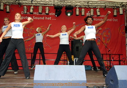 Step Aerobic mit 'Fitness Explosion' vom TuS Hiltrup.