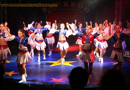 Die Cheerleader vom Circus Alfredo.