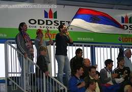Der serbische Fanblock - klein, aber unüberhörbar.