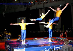artistic jumpers aus Remscheid