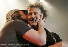 Küschen zum Bandgeburtstag: Henning Wehland, Wolfgang Niedecken
