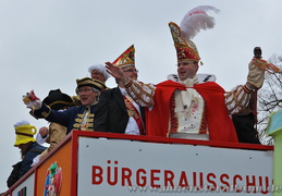 Münsters Prinz Karneval Robert I beim Hiltruper Zug - aber nur die ersten 100m.