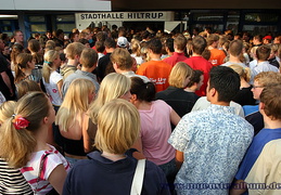 Und dann geht's los: die Türen der Stadthalle werden geöffnet.