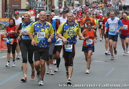 Der Läuferlindwurm auf der Aegidiistraße stadtauswärts.