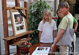 Das Kondolenzbuch für den verstorbenen Peter 'Pit' Krautwig.