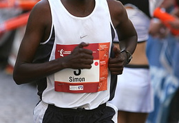 Platz 3 an Christiane Spallek von der LG Wilhemshaven in 2:55:29