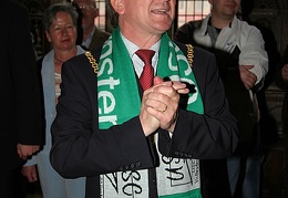 Oberbürgermeister Berthold Tillmann - ab sofort bekennender USC-Fan ?