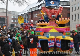 Losser haut auf die Pauke