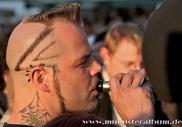 Cooler Ohrschmuck