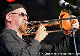 Aristocrats feat. Dr. Ring Ding --- Foto: Katja Weygardt