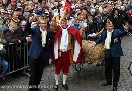Der Herausforderer: Prinz Andreas II. mit seinen Adjudanten.