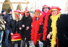 Rote Lippen soll man küssen ...