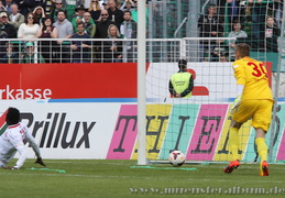 Rogier Krone netzt ein zum 1:1 in der 26. min