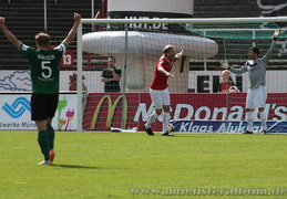 Trotz Protest der Gäste: 24. min 1:0 durch Marcel Reichwein